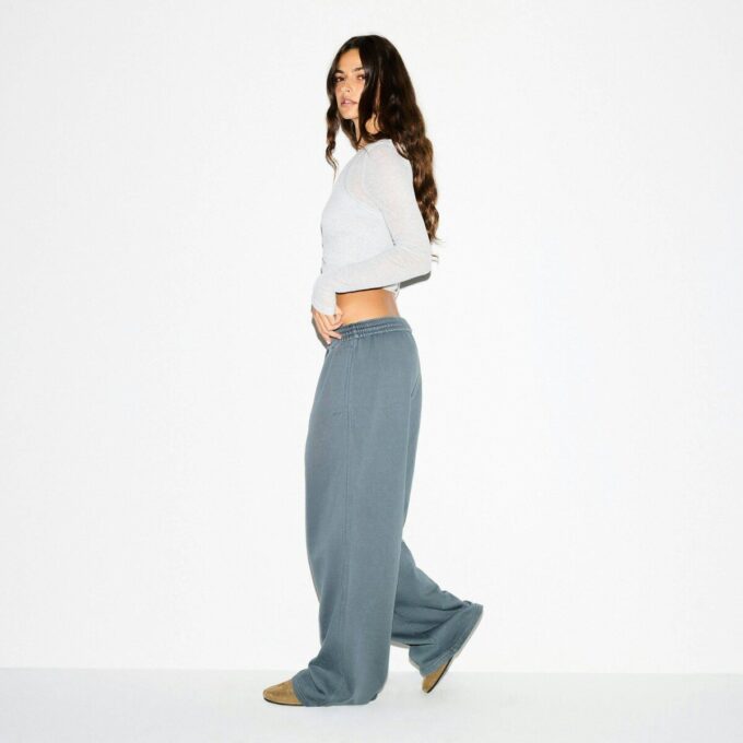 BOYFRIEND FLEECE OVERSIZED STRAIGHT LEG PANT
