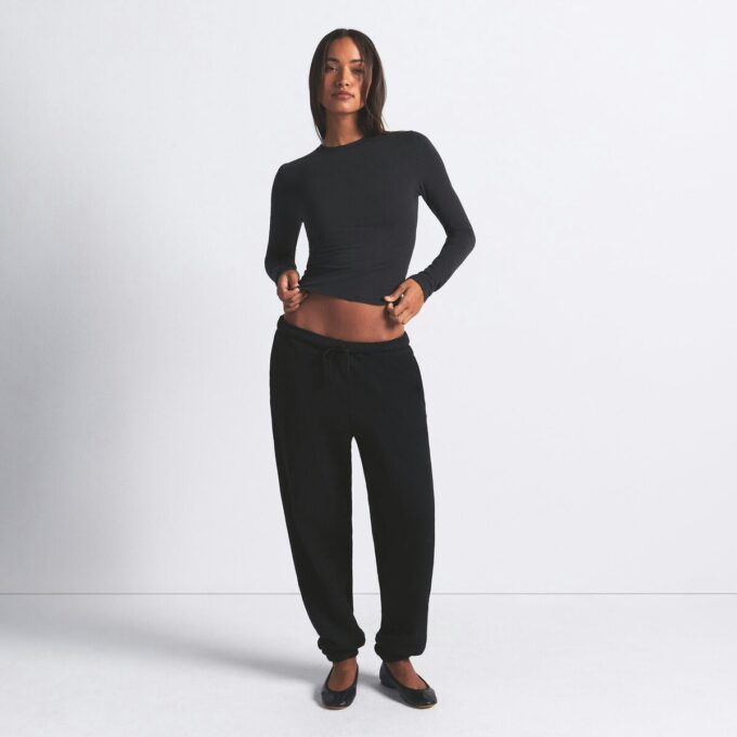 COTTON JERSEY LONG SLEEVE T-SHIRT COTTON JERSEY LONG SLEEVE T-SHIRT