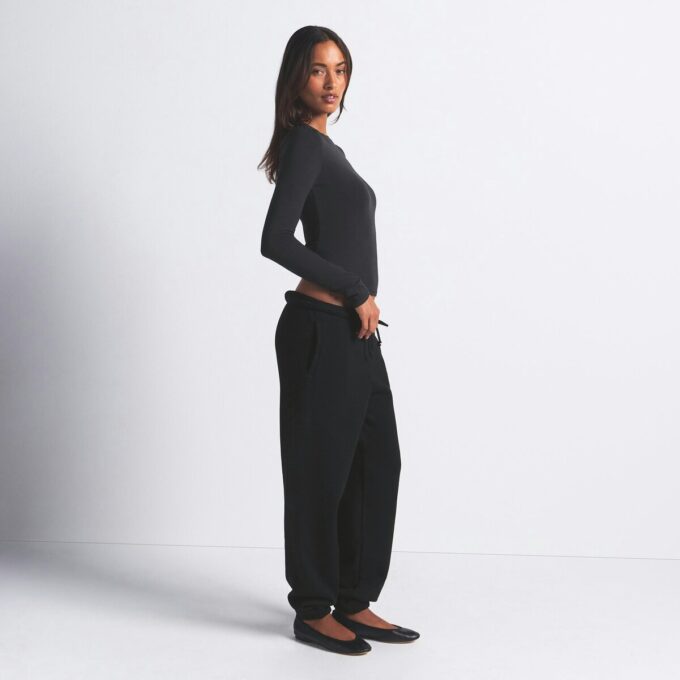 COTTON JERSEY LONG SLEEVE T-SHIRT COTTON JERSEY LONG SLEEVE T-SHIRT