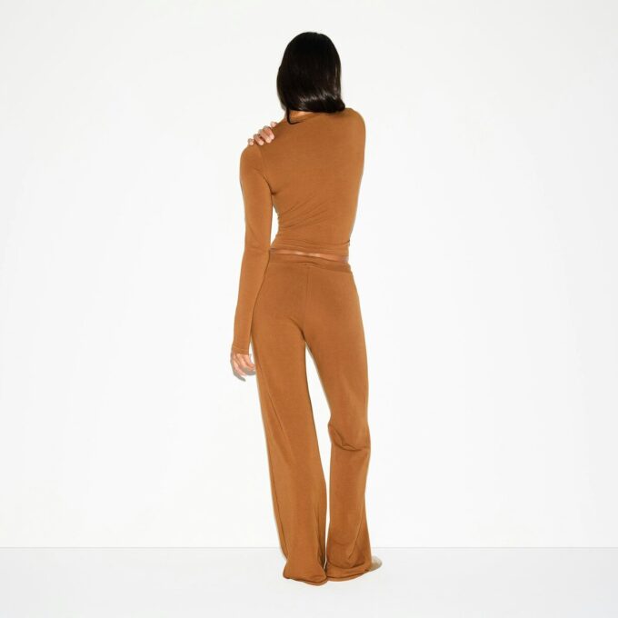 COTTON JERSEY LONG SLEEVE T-SHIRT COTTON JERSEY LONG SLEEVE T-SHIRT