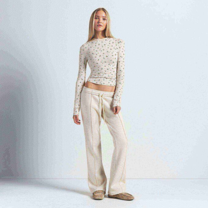 COTTON JERSEY LONG SLEEVE T-SHIRT COTTON JERSEY LONG SLEEVE T-SHIRT