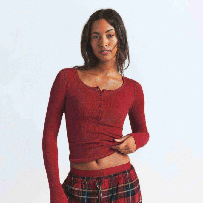 COTTON RIB SCOOP NECK HENLEY COTTON RIB SCOOP NECK HENLEY