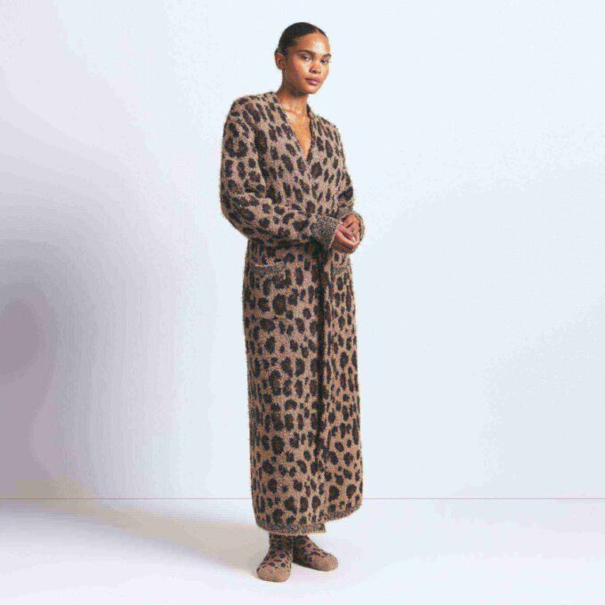 COZY KNIT UNISEX ROBE COZY KNIT UNISEX ROBE