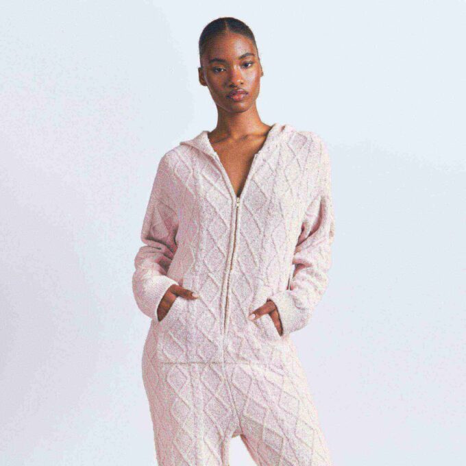 COZY LIGHT CABLEKNIT ONESIE COZY LIGHT CABLEKNIT ONESIE