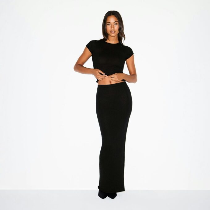 FEATHERWEIGHT CASHMERE LONG SKIRT FEATHERWEIGHT CASHMERE LONG SKIRT