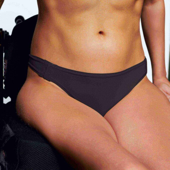 FITS EVERYBODY ADAPTIVE THONG FITS EVERYBODY ADAPTIVE THONG