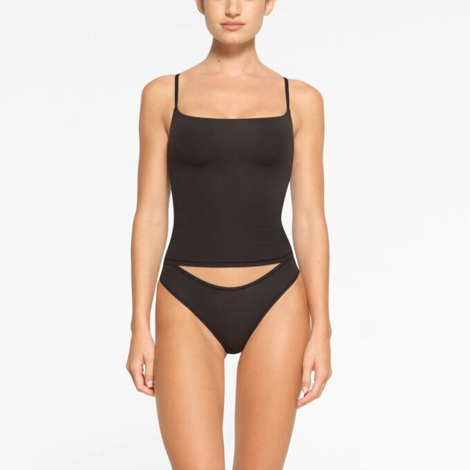 FITS EVERYBODY CAMI FITS EVERYBODY CAMI