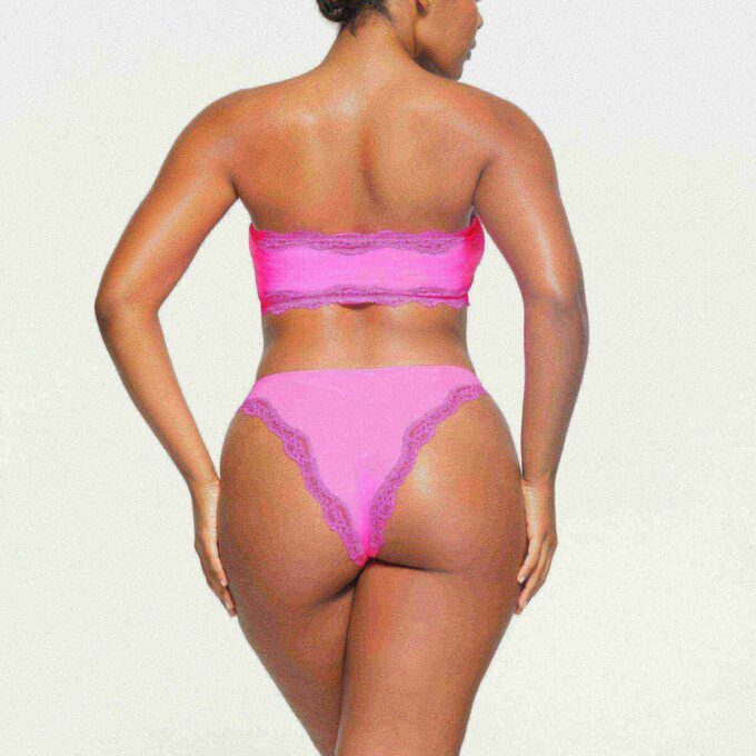 FITS EVERYBODY LACE BANDEAU