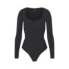 FITS EVERYBODY LONG SLEEVE SCOOP BODYSUIT