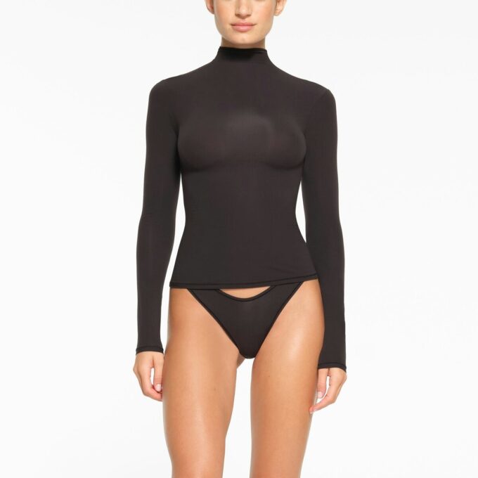 FITS EVERYBODY TURTLENECK TOP FITS EVERYBODY TURTLENECK TOP