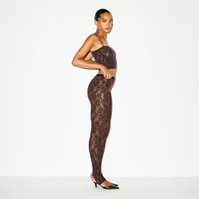 KNIT LACE CROPPED CAMI KNIT LACE CROPPED CAMI