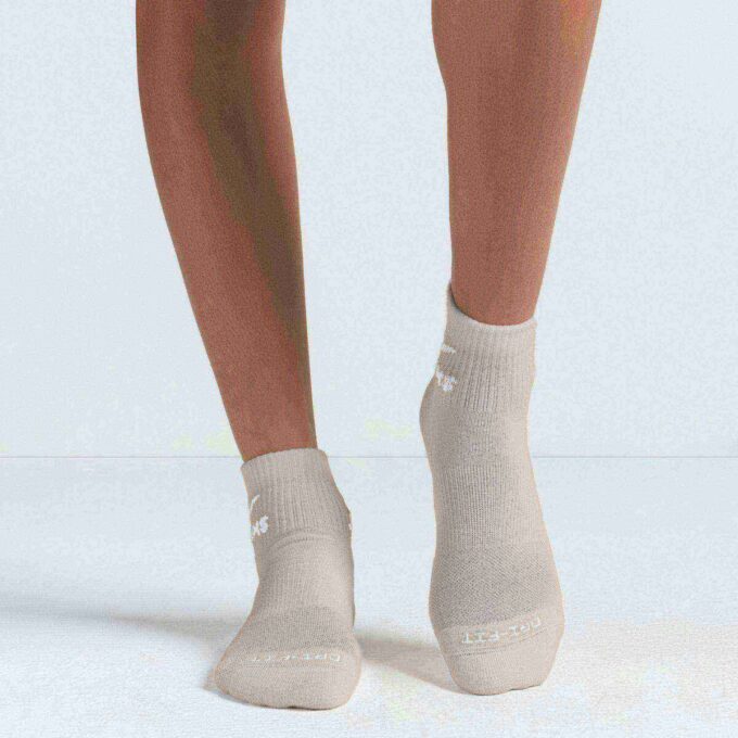 NikeSKIMS ACCESSORIES DRI-FIT QUARTER CREW SOCK 3-PACK