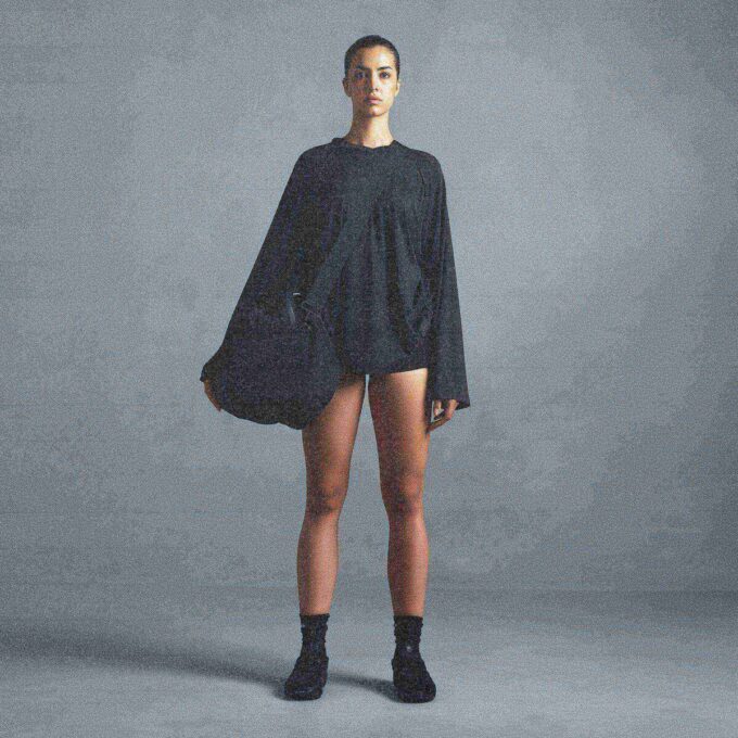 NikeSKIMS AIRY V-NECK OVERSIZED LONG SLEEVE TOP