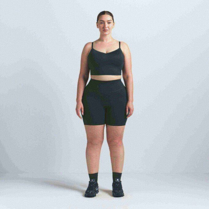 NikeSKIMS MATTE 5″ BIKER SHORT