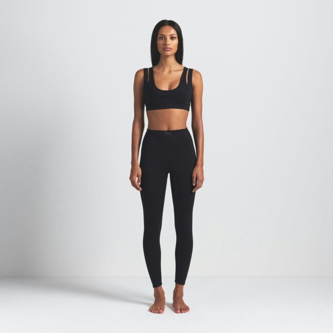 NikeSKIMS MATTE V-LINE 26″ LEGGING NikeSKIMS MATTE V-LINE 26″ LEGGING