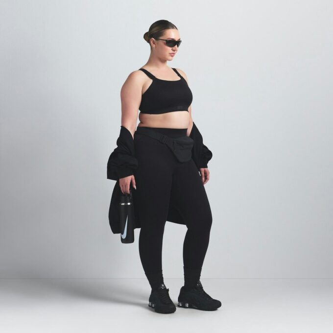 NikeSKIMS MATTE WIDE STRAP BRA NikeSKIMS MATTE WIDE STRAP BRA