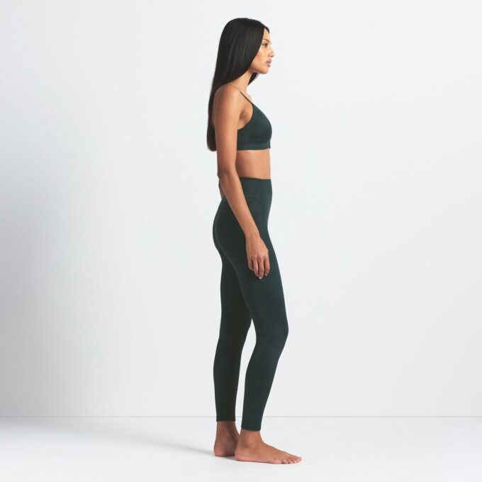 NikeSKIMS SHINE BONDED WAIST 26″ LEGGING