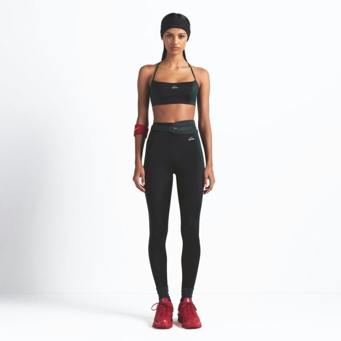 NikeSKIMS SHINE DRAWCORD STIRRUP 26″ LEGGING