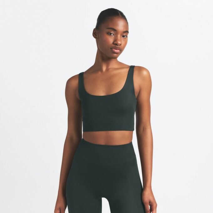 NikeSKIMS SHINE SCOOP NECK BRA TOP NikeSKIMS SHINE SCOOP NECK BRA TOP