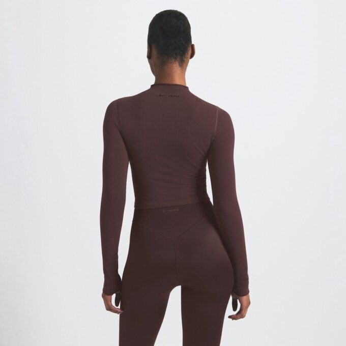 NikeSKIMS VINTAGE SEAMLESS MOCK NECK CROP TOP