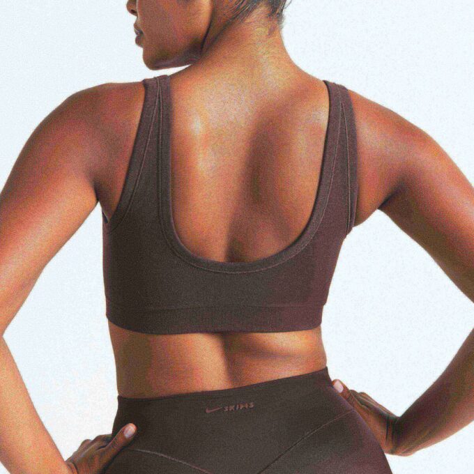 NikeSKIMS VINTAGE SEAMLESS SCOOP NECK BRA NikeSKIMS VINTAGE SEAMLESS SCOOP NECK BRA