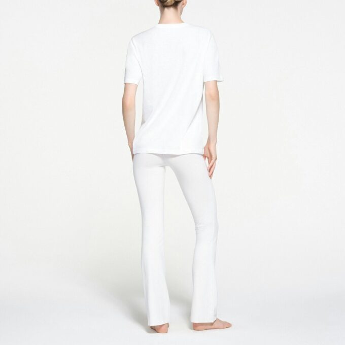 RELAXED TEES OVERSIZED LONG T-SHIRT RELAXED TEES OVERSIZED LONG T-SHIRT