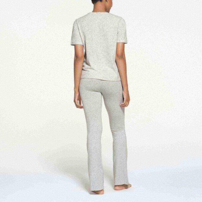 RELAXED TEES T-SHIRT RELAXED TEES T-SHIRT