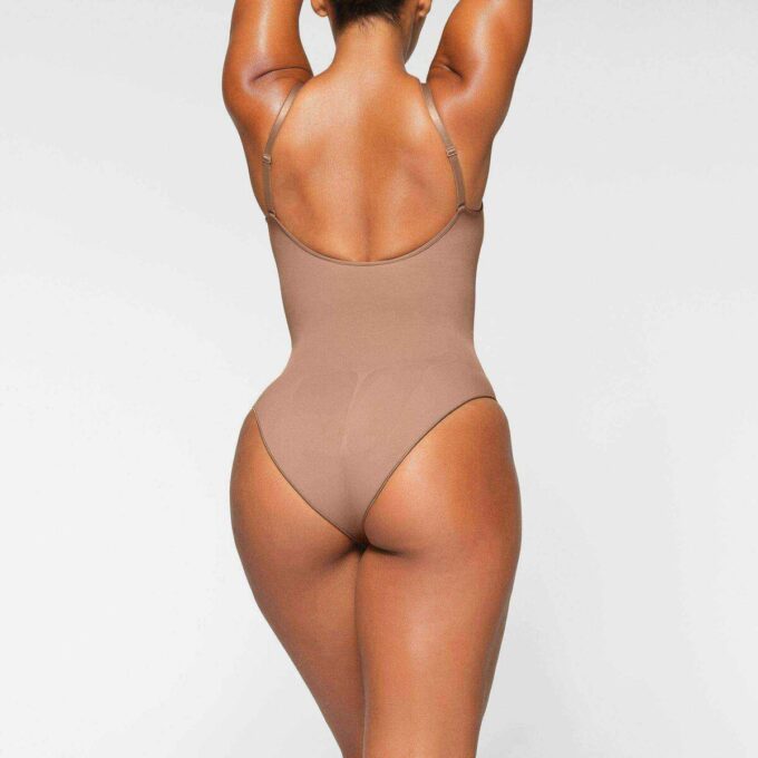 SEAMLESS SCULPT BRIEF BODYSUIT