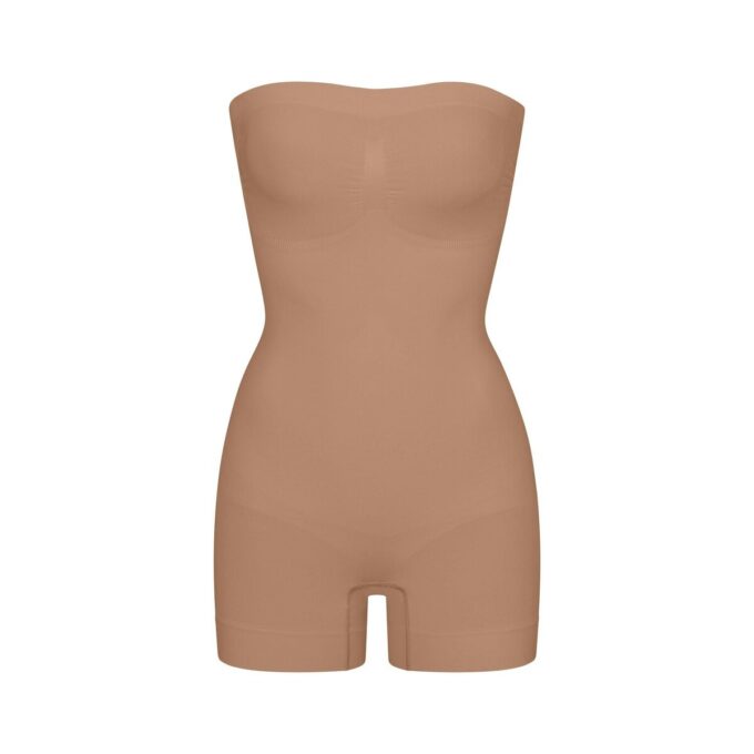 SEAMLESS SCULPT STRAPLESS SHORTIE BODYSUIT
