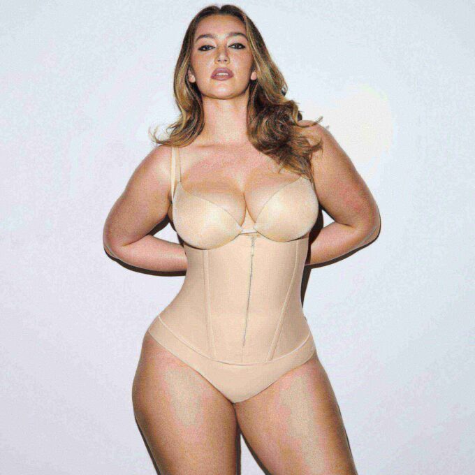 SKIMS BODY CORE SCULPT WAIST CINCHER THONG