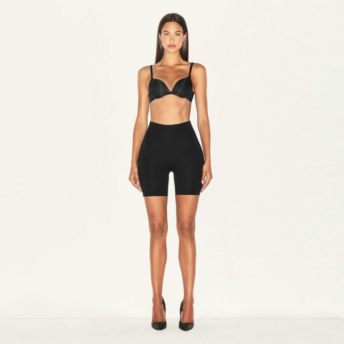 SKIMS BODY HIP ENHANCING PADDED SHORT