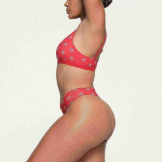 SKIMS FOR TEAM USA FITS EVERYBODY OLYMPIC SCOOP BRALETTE