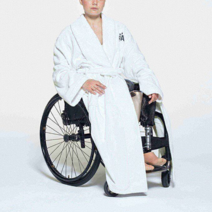 SKIMS FOR TEAM USA TERRY PARALYMPIC UNISEX ROBE