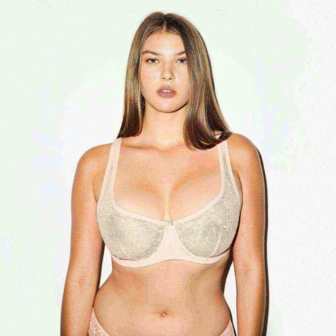 SKIMS LACE UNLINED MINIMIZER BRA SKIMS LACE UNLINED MINIMIZER BRA