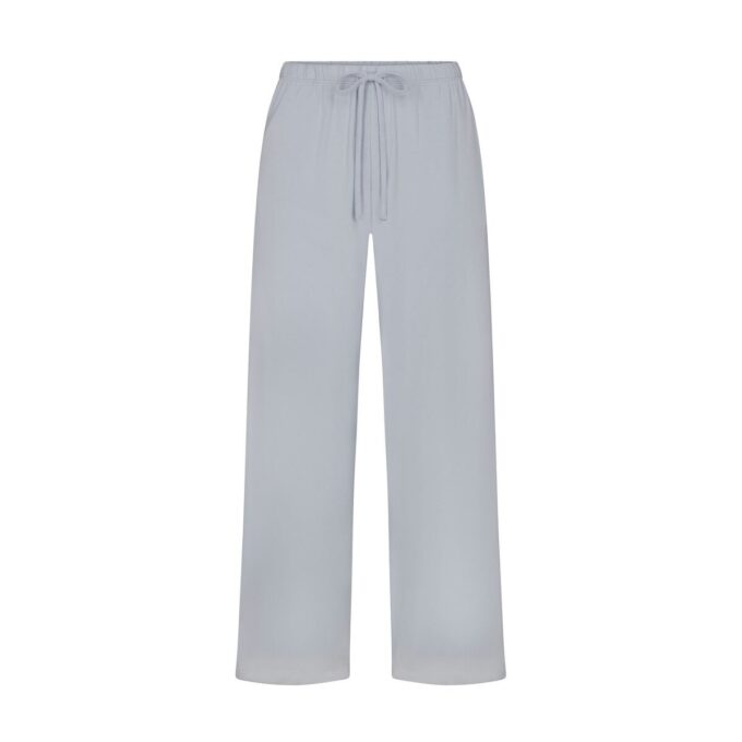 SKIMS SLEEP CROPPED LONG SLEEVE AND PANT SET SKIMS SLEEP CROPPED LONG SLEEVE AND PANT SET