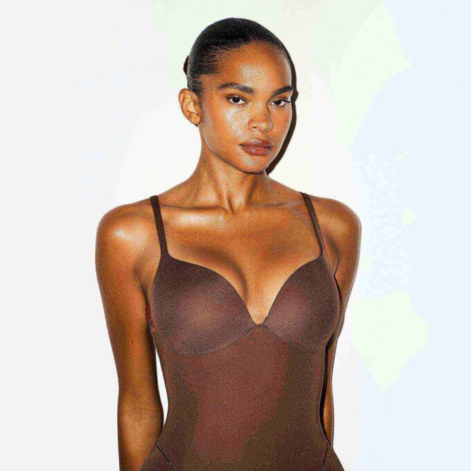 SKIMS ULTIMATE BODY BUTT AND HIP ENHANCING MID THIGH BODYSUIT