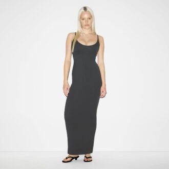 SMOOTH LAYERS SCOOP NECK LONG DRESS SMOOTH LAYERS SCOOP NECK LONG DRESS