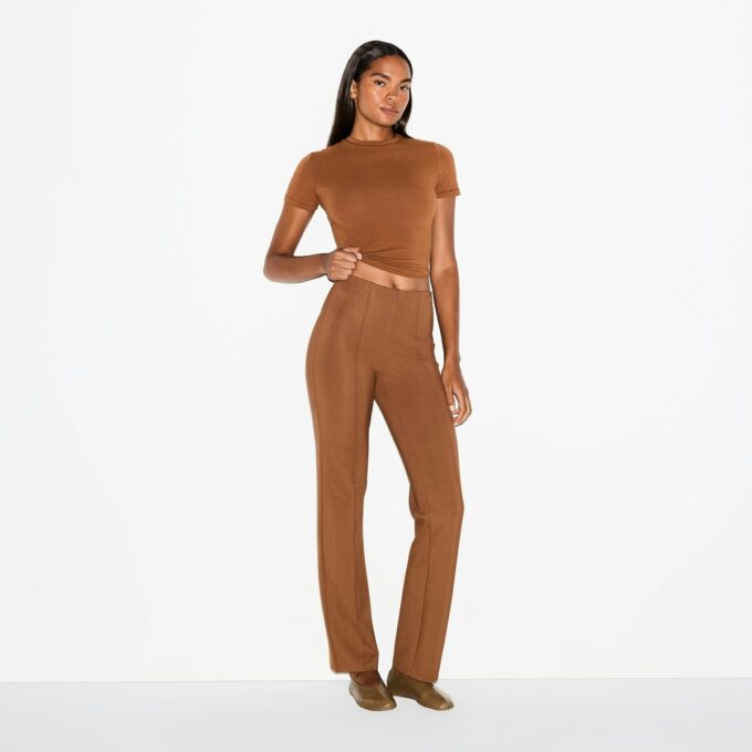 THE ESSENTIAL COLLECTION HIGH-WAISTED PINTUCK STRAIGHT LEG PANT THE ESSENTIAL COLLECTION HIGH-WAISTED PINTUCK STRAIGHT LEG PANT
