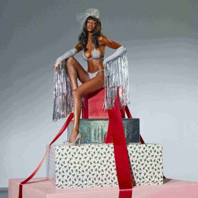 TINSEL BRALETTE AND THONG SET TINSEL BRALETTE AND THONG SET