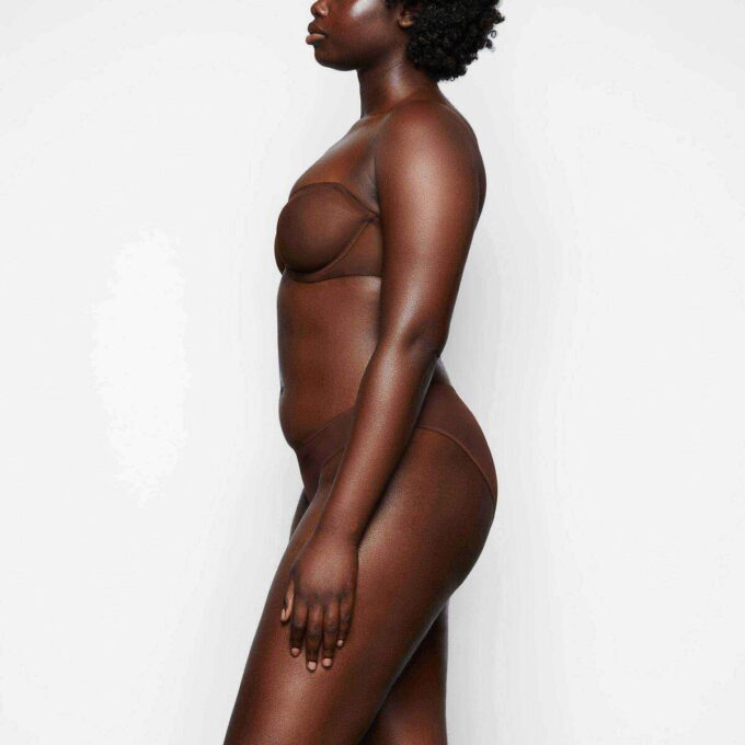 ULTRA FINE MESH STRAPLESS BRA