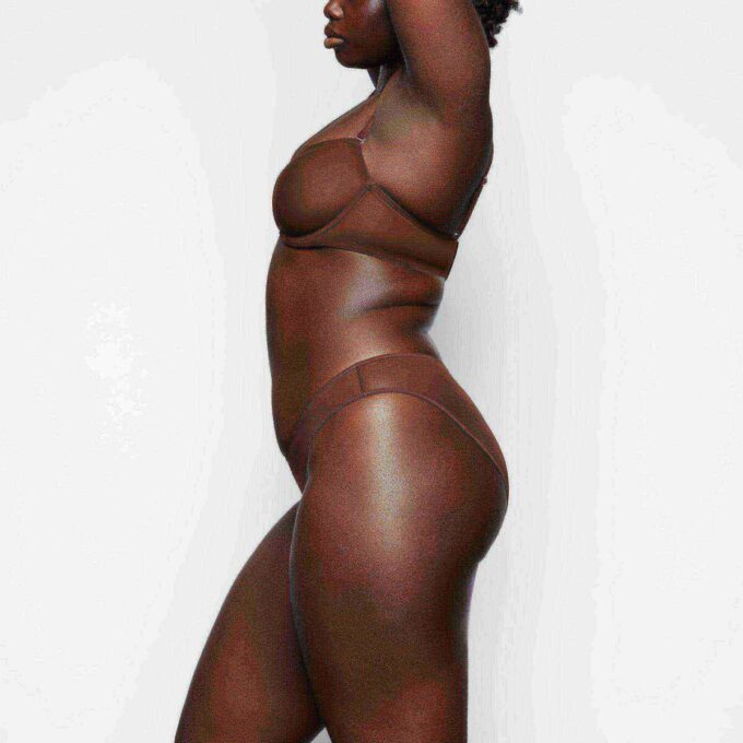 ULTRA FINE MESH STRAPLESS BRA