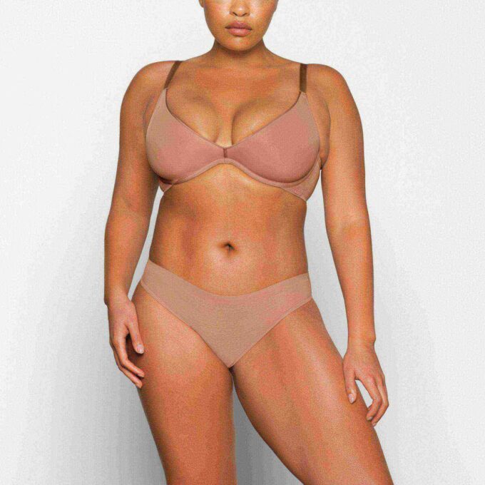 WEIGHTLESS SCOOP BRA WEIGHTLESS SCOOP BRA